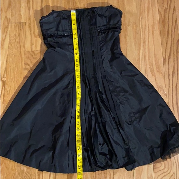BCBGMaxAzria taffeta beaded dress in black sz 4 - Picture 5 of 9